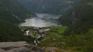 Geirange Norveç'te üzerinde görünümünün hızlandırılmış