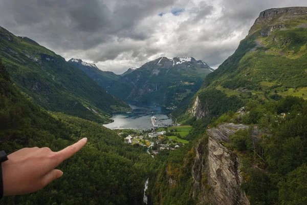 Fjord and mountain n Norway — Stock Photo, Image