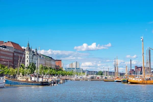 Hafenpromenade von Helsinki. Finnland — Stockfoto