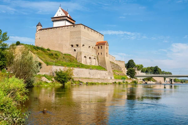 ナルヴァの要塞。エストニアは、Eu — ストック写真