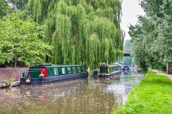 Kanaldaki tekneler. Oxford, İngiltere — Stok fotoğraf