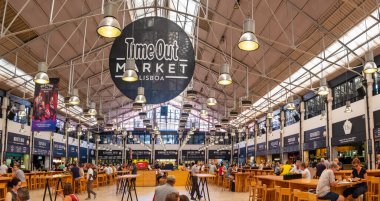 LISBON, PORTUGAL - SEPTEMBER 2, 2017: Modern food court Time Out Market in Mercado da Ribeira hall