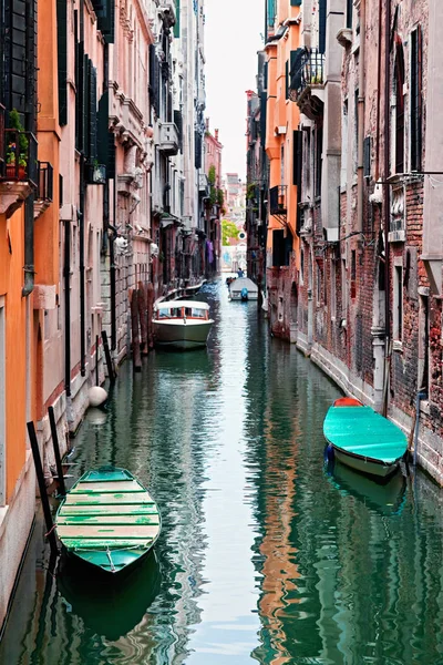 View of beautiful colored venice canal — Stock Photo, Image