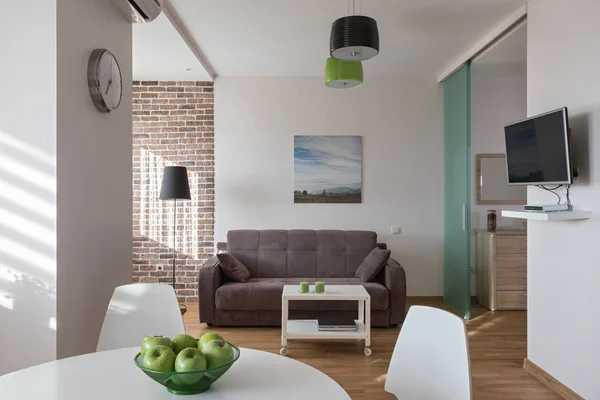 Interieur einer modernen Wohnung im skandinavischen Stil — Stockfoto