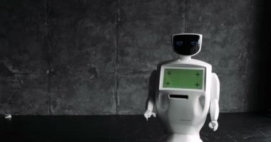 Robot ile ekran pencereyi taşır. Modern robotik teknolojiler.