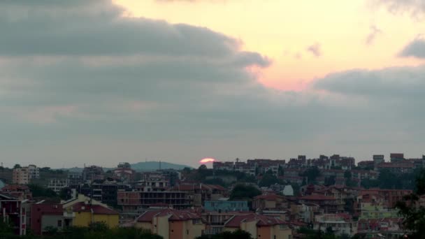 Süzebolu gün batımı. Süzebolu 35 km güneyinde Burgaz Güney Bulgar siyah deniz sahilinde bulunan bir antik sahil yeridir. — Stok video