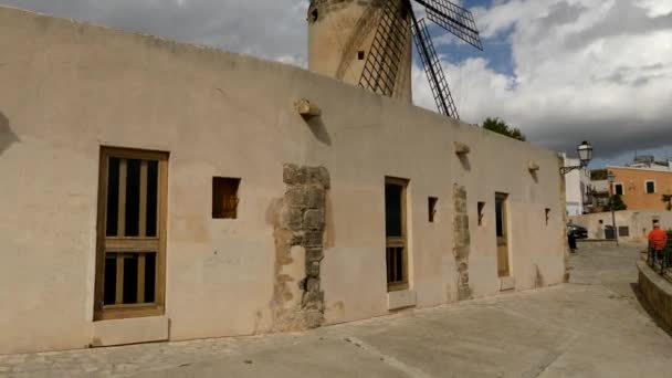 4 k antik mills El Jonquet. Palma başkenti ve en büyük Balear Adaları İspanya'nın otonom ada Mallorca üzerinde olduğunu. — Stok video