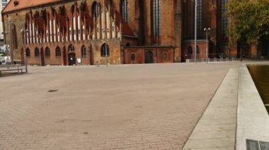 Almanca Marienkirche, olarak bilinen St Mary's Kilisesi, Berlin, Almanya bir kilisedir. Karl-Liebknecht-Strasse(formerly Kaiser-Wilhelm-Strasse) Merkezi Berlin Alexanderplatz yakınındaki üzerinde yer almaktadır.