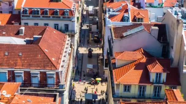 Zeitraffer: santa justa ist eine ehemalige bürgerliche gemeinde (freguesia) in der stadt und gemeinde lisbon, portugal. bei der administrativen umstrukturierung von lisbon wurde es ein teil der gemeinde santa maria maior. — Stockvideo