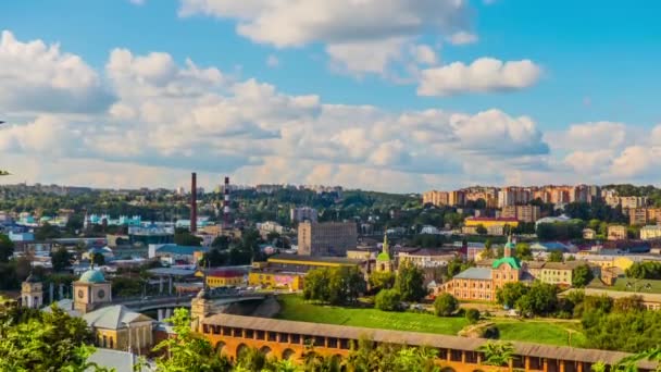 Panorama van Smolensk, met uitzicht op de stadsmuren en het Zadneprovsky-gebied. — Stockvideo