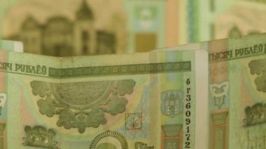 Belarus ruble par değeri 200 bin yalan ahşap tablo.