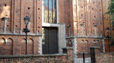 Kilise St. John Baptist ve St John Evangelist, küçük bazilika Katedrali Torun piskoposluk bölgesi, Polonya. Gotik kilise inşa tuğla, anıtsal Bati kule ile nefli bir hall dan.