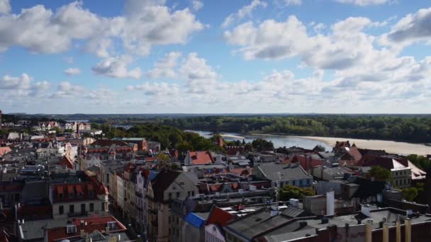 Timelapse: Torun (Thorn) es una ciudad en el norte de Polonia, en el río Vístula. Torun es una de las ciudades más antiguas de Polonia. El casco antiguo medieval de Torun es el lugar de nacimiento del astrónomo polaco Nicolás Copérnico . — Vídeos de Stock