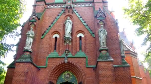 Church of Savior with beautiful facade. Street Nansenstrasse in Potsdam, Germany. Potsdam is of German federal state of Brandenburg, on River Havel. — Stock Video