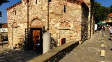 Nessebar, Bulgaristan - 26 Temmuz 2016: İsa Pantokrator Kilisesi Ortaçağ Doğu Ortodoks Kilisesi Doğu Bulgaristan kasaba, Nesebar (Mesembria), Karadeniz Sahil Burgaz ili üzerinde olduğunu.