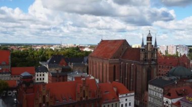 Timelapse: Bucak varsayım kutsal bakire Meryem ve kutsal Stephen Vincent Frelichowski Torun, Polonya - Roma Katolik piskoposluk bölgesi, Torun, deanery belediyesinde bucak. 1 Nisan 1831 inşa.