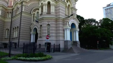 Mesih İsa'nın Doğuşu Katedrali, Riga, Letonya 1876 ve 1883, arasında Neo-Bizans tarzında ne zaman ülke Rus İmparatorluğu'nun bir parçası oldu döneminde tasarımı Nikolai Chagin ve Robert Pflug tarafından inşa edildi