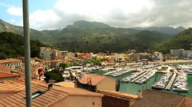 Bağlantı noktası de Nottingham bir köy ve kasaba Mallorca, Balear Adaları, İspanya Limanı var. Fornalutx Köyü ve Biniaraix hamlet ile birlikte onlar formu Nottingham birleştirir.