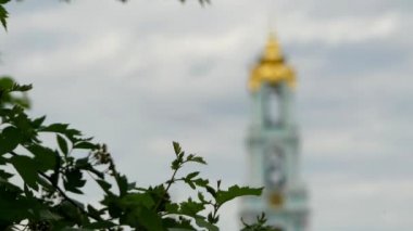 Odak transfer: beş katlı Lavra Bell 1741-1770 yıllarda inşa Tower,. Trinity Lavra St Sergius Rus Manastırı ve Rus Ortodoks Kilisesi'nin ruhani merkezi olduğunu. Sergiyev Posad, Rusya Federasyonu.
