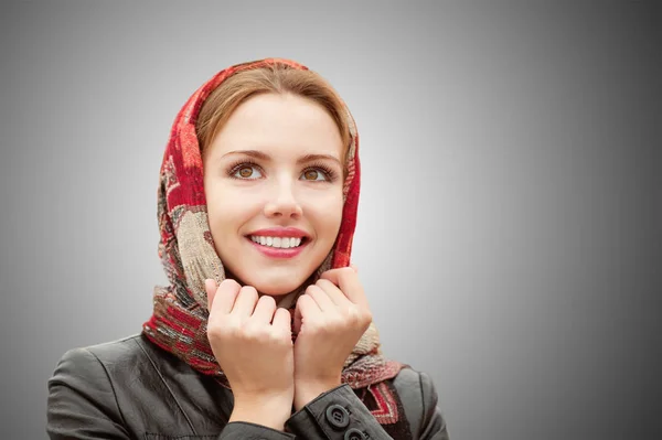 Beautiful girl in autumn — Stock Photo, Image