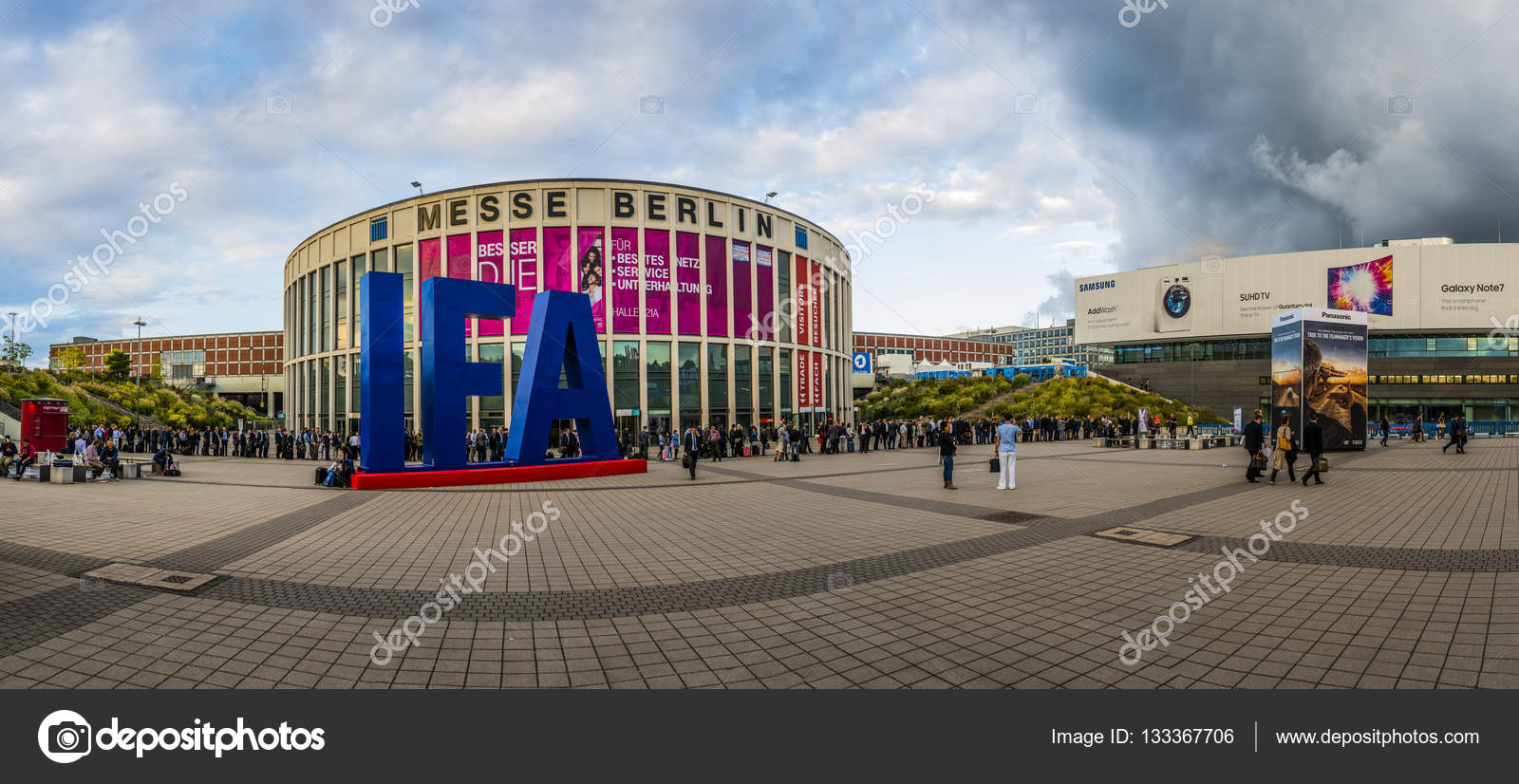 Berlin Radio Show in Messe, Germany – Stock Editorial Photo ©  BestPhotoStudio #133367706