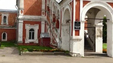Ortodoks Gymnasium, Aziz Nikolaos Kilisesi (Nizhne-Nikolskaya). Str. Belyaeva, Smolensk, Rusya Federasyonu.