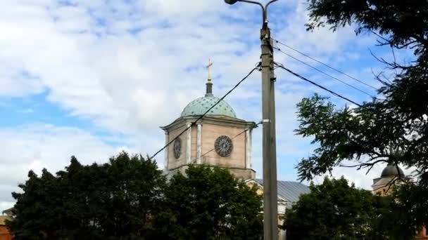 Parochie kerk Odigitrievkoy, Soboleva street, Gate 1, Smolensk, Rusland. — Stockvideo