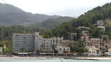 Bağlantı noktası de Nottingham bir köy ve kasaba Mallorca, Balear Adaları, İspanya Limanı var. Fornalutx Köyü ve Biniaraix hamlet ile birlikte onlar formu Nottingham birleştirir.