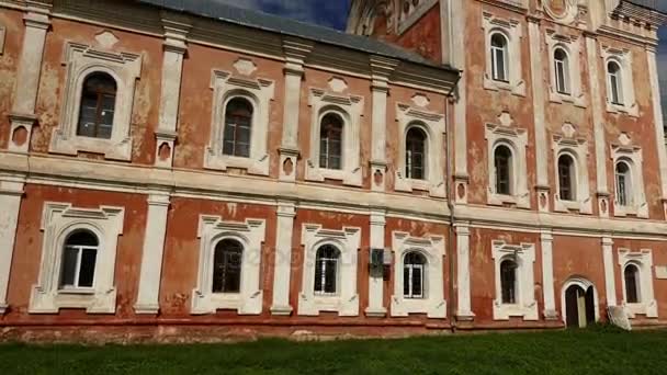 St.-Nicolaaskerk (Nizhne-Nikolskaya). Str. Belyaeva, Smolensk, Rusland. — Stockvideo