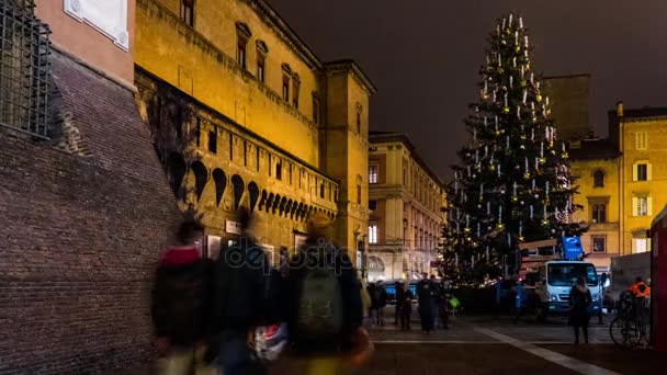 Timelapse: Nettuno je hlavní veřejná knihovna v Bologni, regionu Emilia-Romagna, Itálie. Doprovodných kanceláře byly přesunuty Piazza del Nettuno, který otevírá severně od náměstí Piazza Maggiore. — Stock video