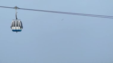 Teleferik Vasco da Gama Kulesinin yakınında olduğunu bir 145 m kafes kule gökdelen Lizbon, Portekiz, explorer, yelken, 1498 Hindistan'da gelmesi oldu ismini Tagus Nehri üzerinde inşa.
