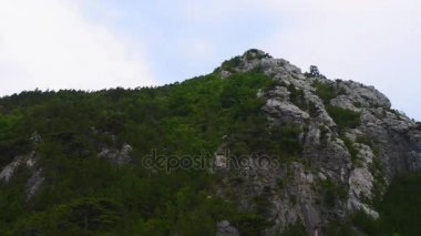Paklenica karstik nehir kanyonun Hırvatistan milli parktır. Starigrad, Zadar yakınındaki Velebit dağının Güney yamaçlarında, Kuzey Dalmaçya yer almaktadır. Mala ve Velika Paklenica.