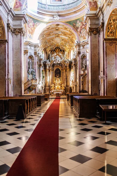 Interior de Peregrinación Iglesia de la Virgen María — Foto de Stock