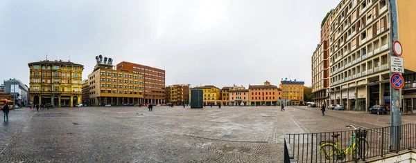 Piazza dell Otto Agosto in Bologna, Italy — Zdjęcie stockowe
