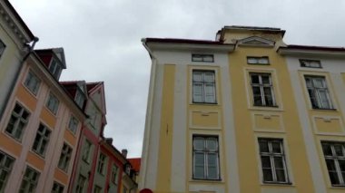 Alexander Nevsky katedral bir Ortodoks katedrali Tallinn Old Town, Estonya olduğunu. Mikhail Preobrazhensky tarafından tipik bir Rus Revival tarzda tasarlamak için inşa edilmiş.
