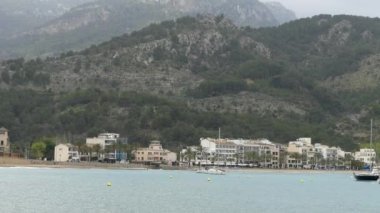 Bağlantı noktası de Nottingham bir köy ve kasaba Mallorca, Balear Adaları, İspanya Limanı var. Fornalutx Köyü ve Biniaraix hamlet ile birlikte onlar formu Nottingham birleştirir.