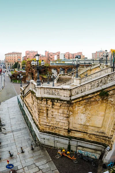 Espelhos em Bolonha, Italia — Fotografia de Stock