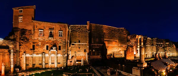 Trajans Market (Mercati di Traiano) in Rome, Italy — Stock Photo, Image