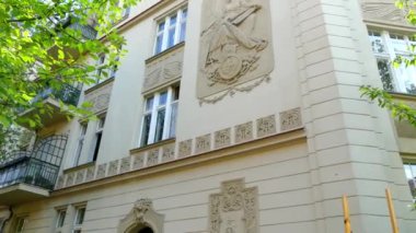 Güzel cephe ile eski evi. Sokak Meistersingerstrasse Potsdam, Almanya. Potsdam Brandenburg, Nehri Havel üzerinde Alman federal devleti olduğunu.