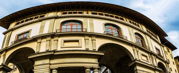 Galería Uffizi en el centro de Florencia, Toscana, Italia — Foto de Stock