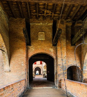 Ferrara Merkezi, Kuzey İtalya kalede Este