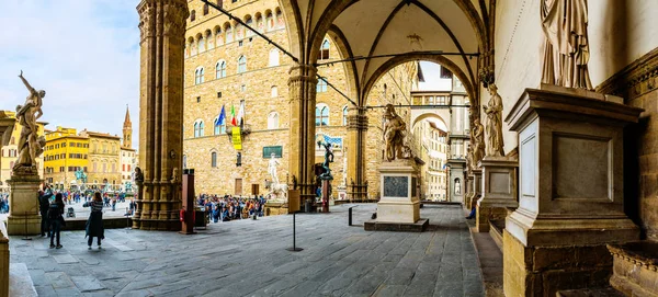 凉廊中世纪意大利佛罗伦萨 — 图库照片