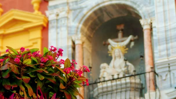Transfer focus: Palazzo Vescovile sorge in Plaza del Obispo molto vicino alla Cattedrale di Malaga, Spagna, con il patrocinio dell'arcivescovo Jose Francisco Lasso de Castilla, 1762. Architetto Antonio Ramos . — Video Stock