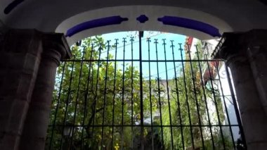 Saray girişine ev Trillo Figueroa (XVIII. yüzyıl) üzerinde iptal La Palma sokak Cordoba, Endülüs, İspanya.