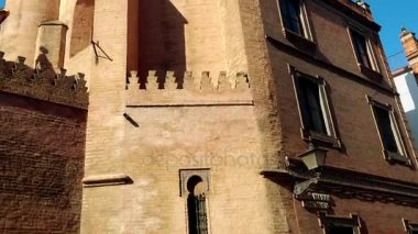 Kilise San Pedro 14. yüzyılda inşa edilmiş bir Gotik Mudéjar tarzı Katolik tapınaktır. Bu şehir Seville, İspanya, Plaza de San Pedro'daki bulunur ve San Pedro bucak ve Juan Bautista ev sahipliği