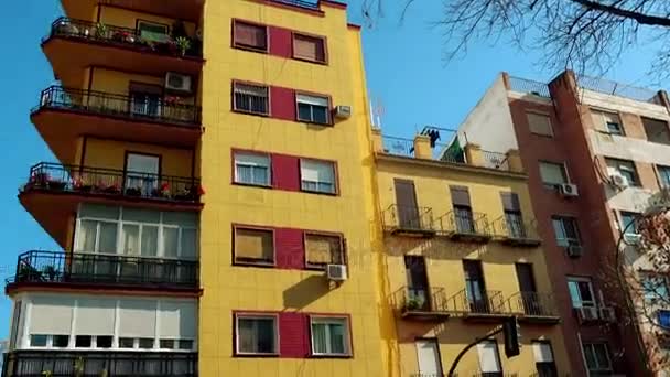 Parafii San Roque na Plaza Carmen Benitez w Sewilla, Andaluzja, Południowa Hiszpania. — Wideo stockowe