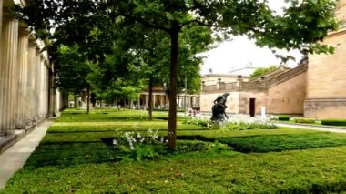 Bir binici Alte Nationalgalerie (eski National Gallery) devlet müzeleri, Berlin, Almanya üzerinde atlı heykeli