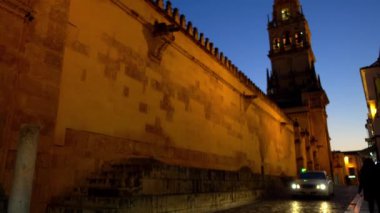 Kule ve çan kulesi, büyük Camii-katedral Cordoba da Cathedral of Our Lady of varsayım Andalusia, İspanya dini adı olan Endülüs (Mağribi mimarisi), bilinen,