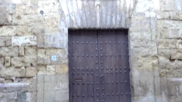 Old buildings on Street in Cordoba, Andalusia, Spain — Stock Video