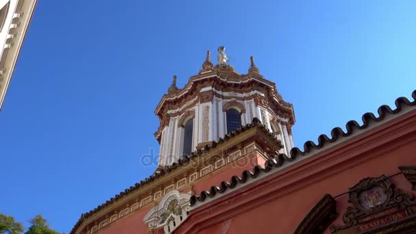 Kostel Santa Catalina je kostel se nachází v Sevilla, Španělsko. Byl vyhlášen Bien de Inter? s kulturní v roce 1912. — Stock video